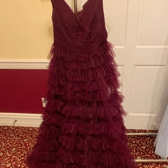 Beautiful Le Femme floor length gown in dark berry! - Picture 2 of 5